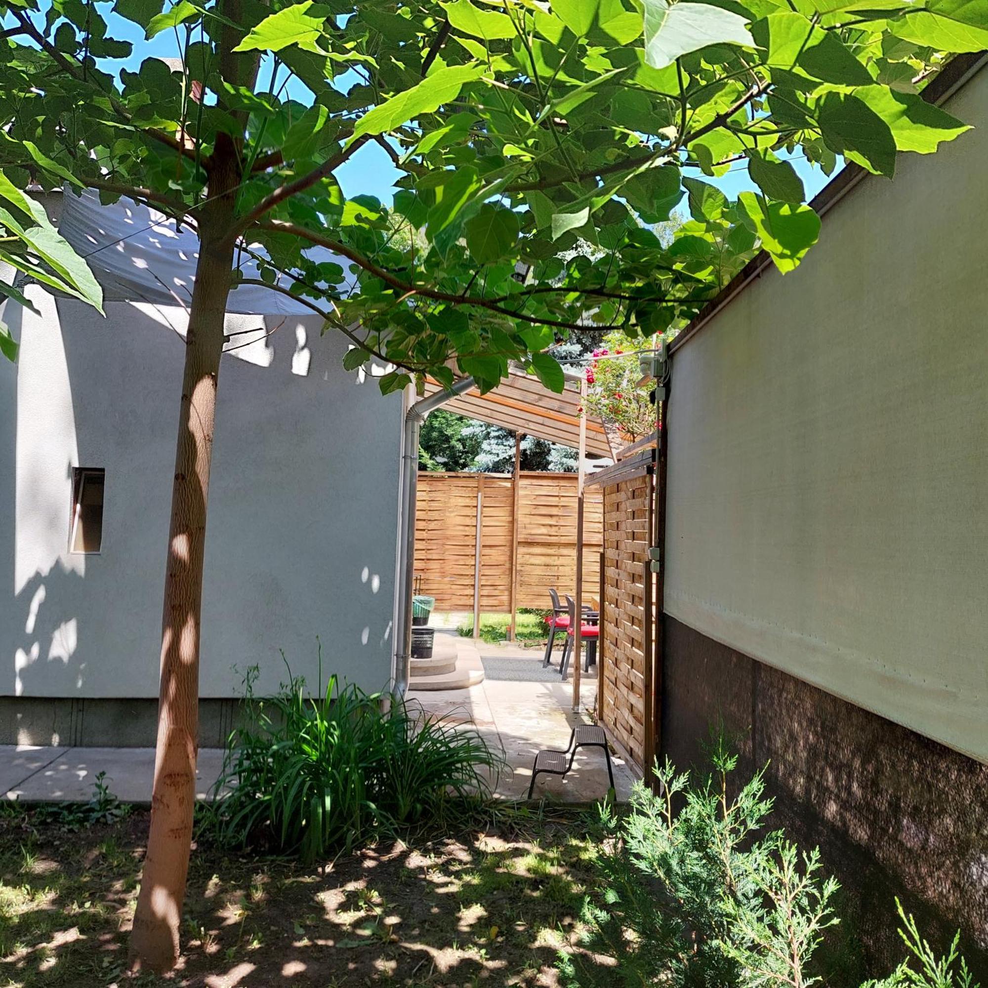 Ujszeged Apartman Esterno foto