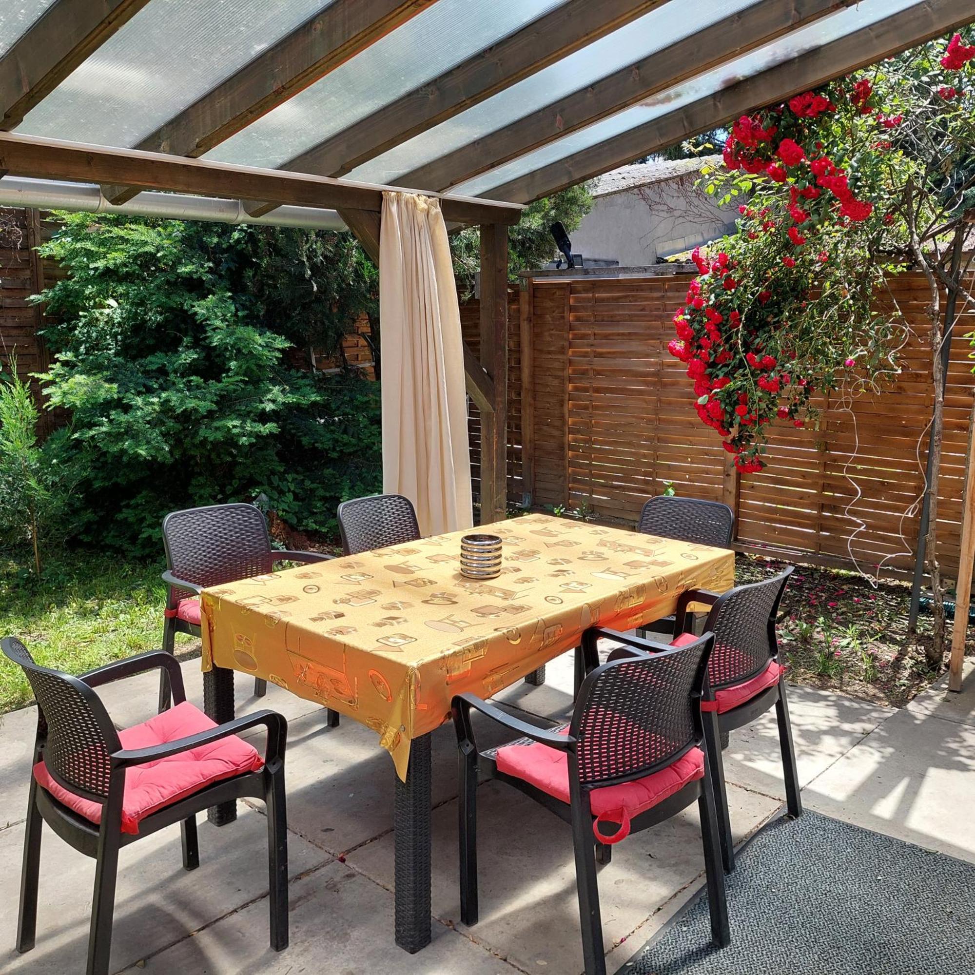 Ujszeged Apartman Esterno foto